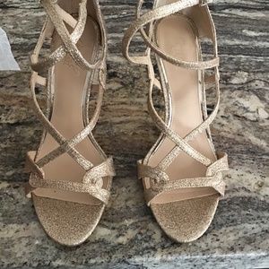 Jewel Badgley Mischka Gold Metallic Heels